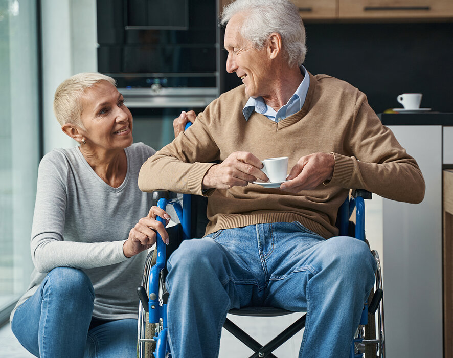 Senior im Rollstuhl